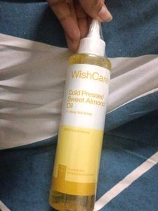 WishCare Cold Pressed Sweet Almond Oil