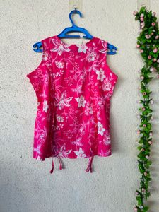 Chic Pink Floral Print Sleeveless Kurta