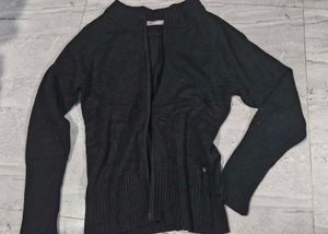 Chic Navy Knit Cardigan with Eiffel Tower Top