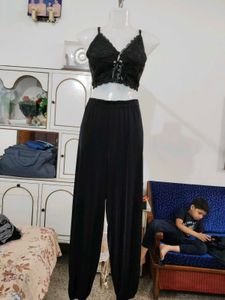 Premium Solid Black Super-Stretch Wide-Leg Trouser