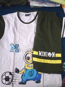 Minions T-Shirt and shorts
