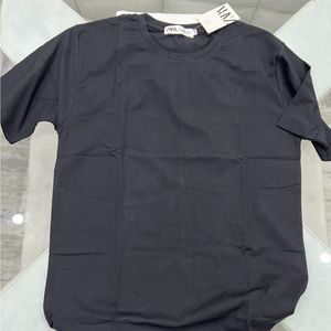 ZARA PLAIN BLACK TSHIRT L SIZE