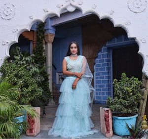 Elegant Tiered Skirt Gown