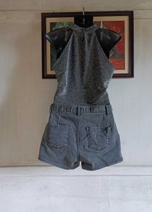 shorts size:26-27 top: 32-34