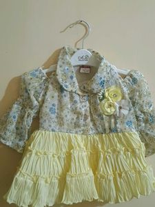 Cute Floral &amp; Ruffle Baby Girl Dress
