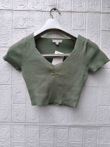 New with tag Korean Chic V-Neck Cropped Ribbed Top