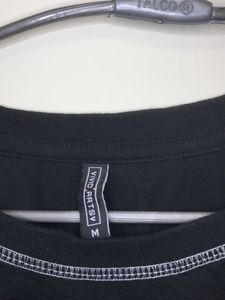 VividArtsy Black Crop Top