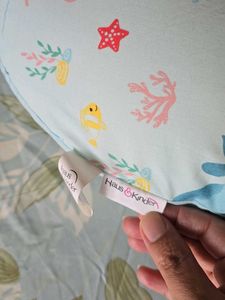 Haus n Kinder Feeding Pillow