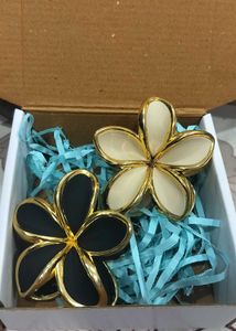 Elegant korean Flower Hair Claw/ Clutcher Black &