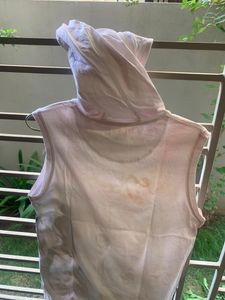 Sleeveless Graphic T-Shirt
