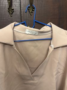 Stylish Beige Collared Crop Top