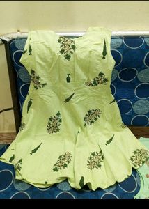 Green Types Two Cotton Kurti, Selling Bz Size Issu