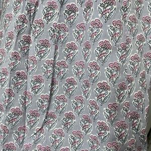 Elegant Grey &amp; Pink Block Print Kurti