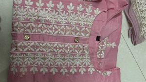Beautiful Pink Embroidered Kurta Set