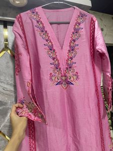 Embroidered Pink Kurta Set