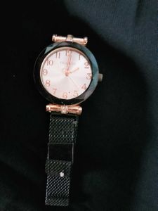 Elegant Silver Necklace &amp; Watch Set