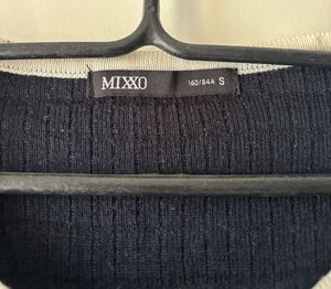 Chic Black &amp; White Cardigan