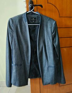 Chic Grey Textured Blazer
