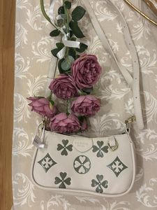 Stylish White Shoulder Bag