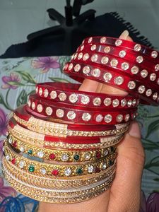 Sparkling Red &amp; Gold Bangles Set
