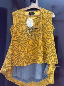 Stylish Sleeveless Layered Top
