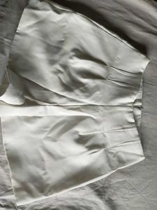 Chic White High-Waisted Mini Skirt