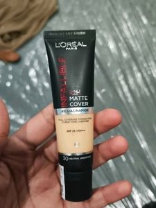 L'Oreal Infallible Foundation