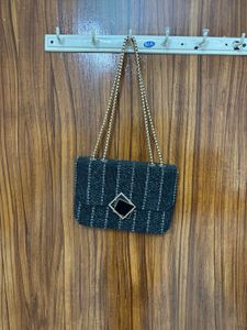 Chic Striped Chain Bag