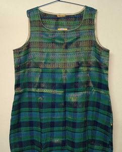 kurta with tag