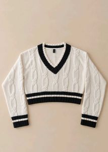 IVORY CABLE-KNIT BLACK-TRIM CROPPED V-NECK SWEATER