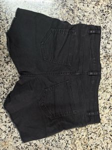 h&amp;m black shorts