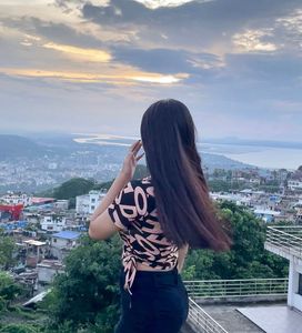 Stylish Printed Crop Top 🧡