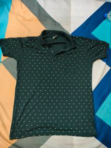 2 Brand new t-shirt