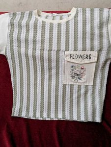 Cute Floral Pocket T-Shirt