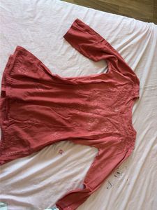 Short chikankari Kurta