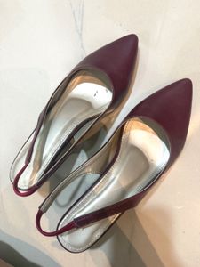 Marc Liore Burgundy kitten Heels