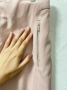 tag is missing brand new condition Chic Pink Trous