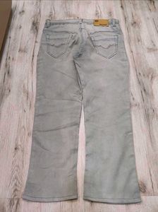 sc9994 My faith jeans waist 32 inches