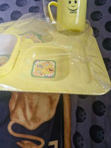 Cute Yellow Kids Gift Set