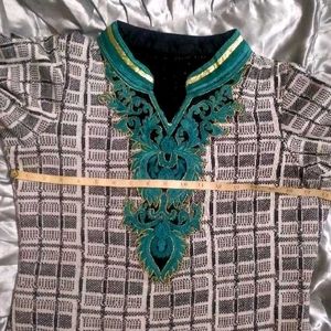 Elegant woollen Kurta Set