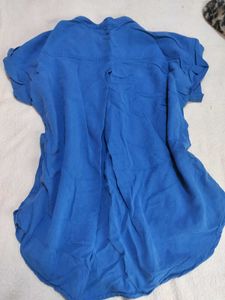 2 Women's Tops Bundle 💙