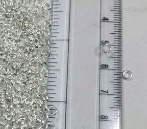 Nori Rhinestone White Small size fancy 300 pic