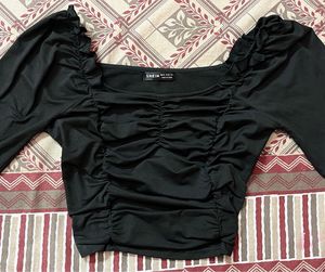 SHEIN Black Ruched Long Sleeve Crop Top