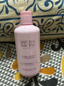 New Jojoba Vanila And Almond Oil Body Wash