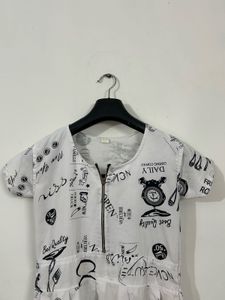Unique Graphic Print Short Sleeve Dress