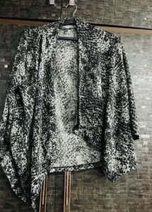 Stylish Print Open Front Cardigan Shrug