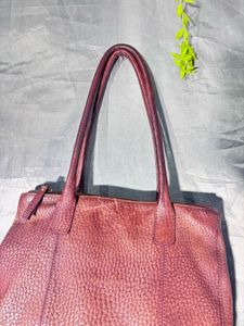Chic Burgundy Leather Tote Bag