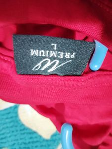 T-Shirt New Red Colour