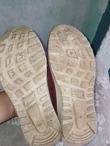 Maroon Slip-on Casual Sneakers