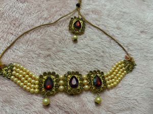 Elegant Red Stone Pearl Necklace Set